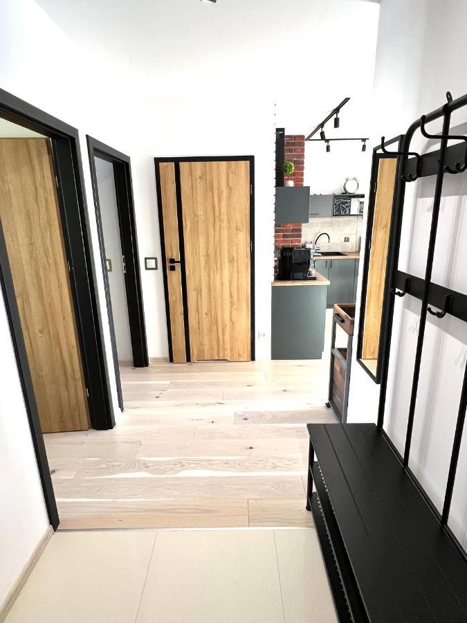 Warsaw Downtown View 3 Rooms 60M2+ Free Garage 2Km Old Town Metro 9Min Tram Dış mekan fotoğraf